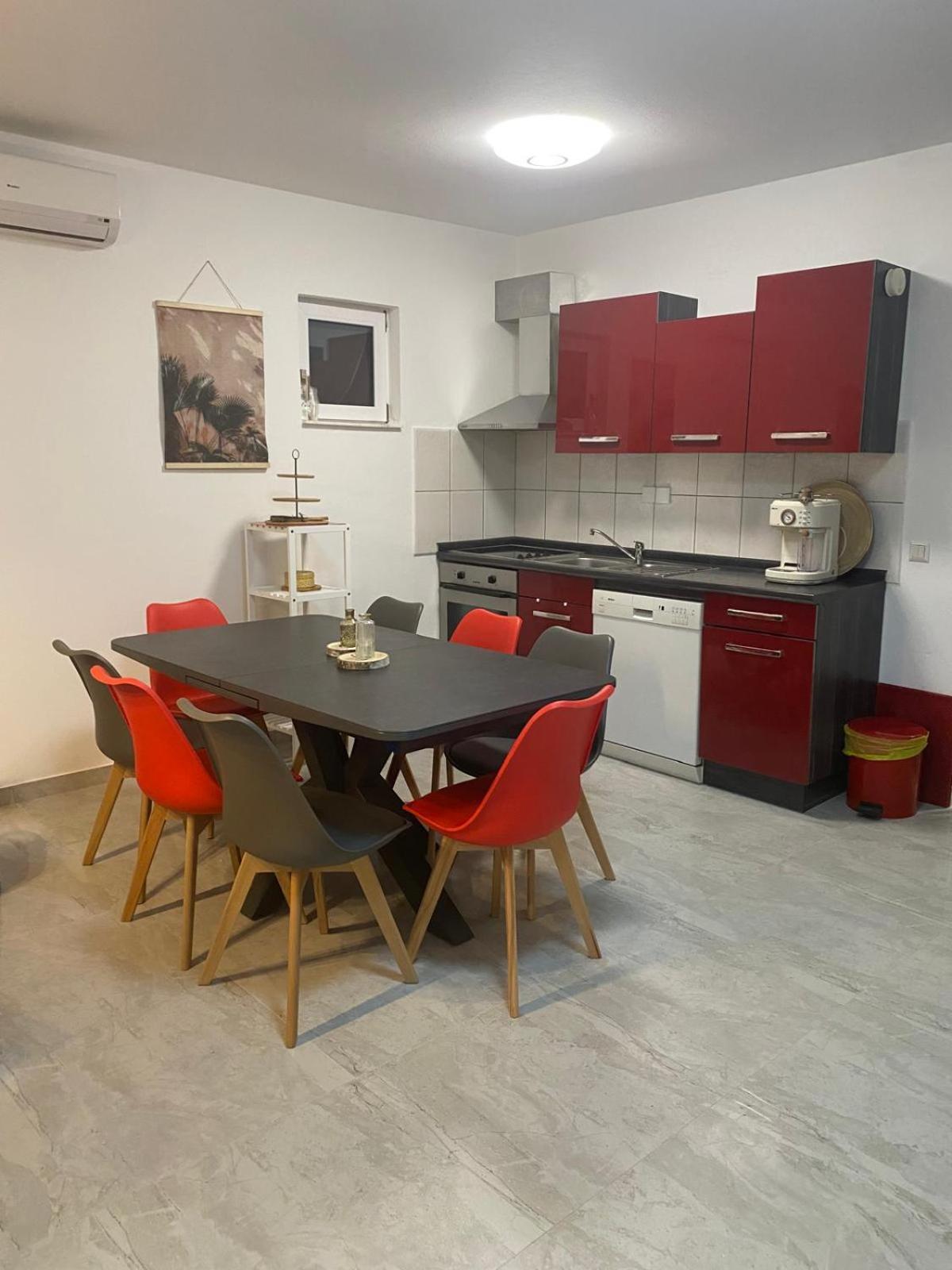 Apartments Natali Свети Петър Екстериор снимка