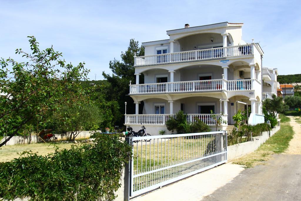 Apartments Natali Свети Петър Екстериор снимка
